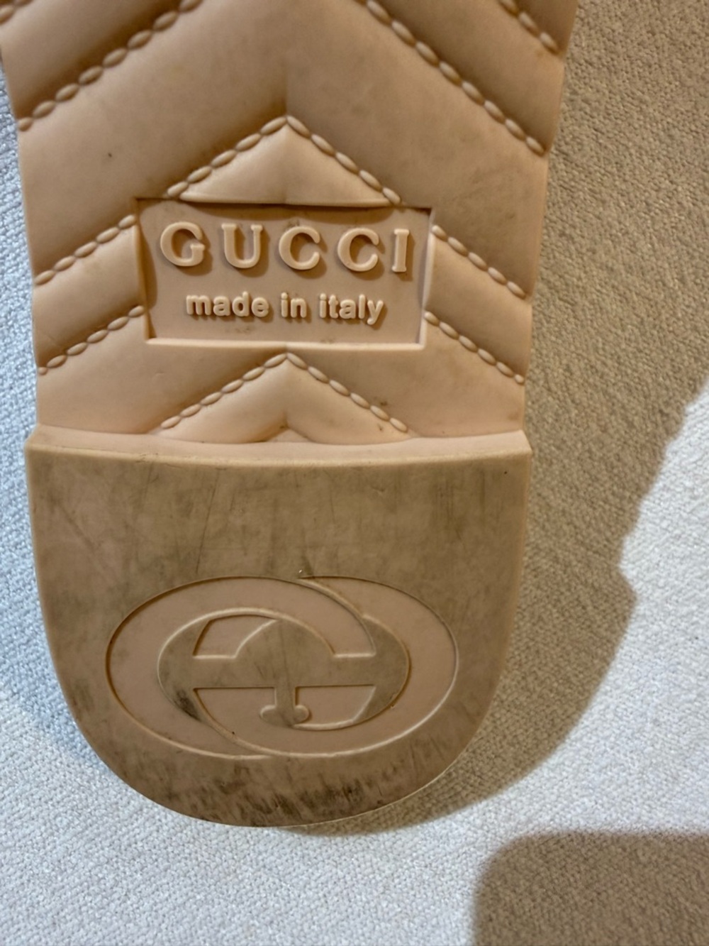 Gucci Beige Chain-Link Buckle Slide Sandals - Picture 9 of 16